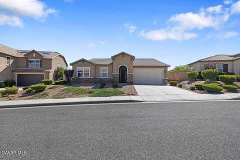 37327 Paintbrush Drive, Palmdale, CA 93551