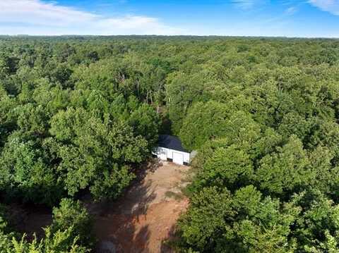 2043 E 2000 Road, Hugo, OK 74743