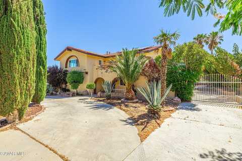 42016 Silver Puffs Drive, Quartz Hill, CA 93536
