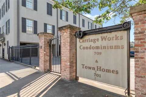 701 Dauphin Street, Mobile, AL 36602