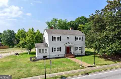 18046 Main, Woodbury, GA 30293