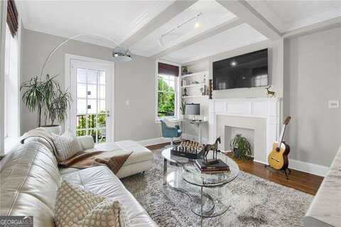 2840 Peachtree, Atlanta, GA 30305