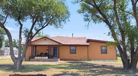 724 Spruce, Dumas, TX 79029