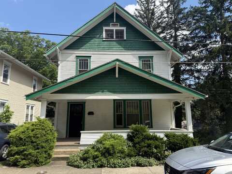94 Franklin Ave, Athens, OH 45701