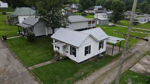 28 Maple St, Glouster, OH 45732