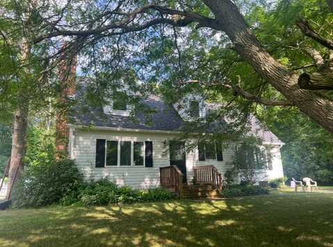 653 Mason Street, Morrisonville, NY 12962
