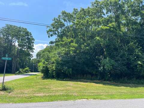 83 Second Street, Port Kent, NY 12975