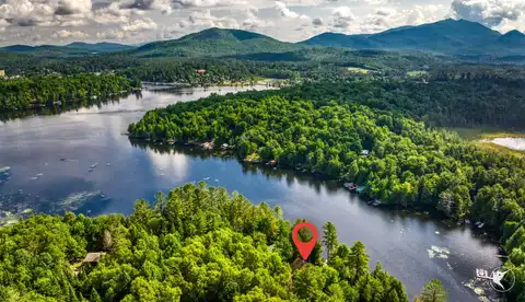 121 Branch Farm Rd, Saranac Lake, NY 12983