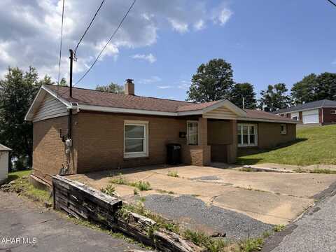 1297 3rd Street, Nanty-Glo, PA 15943