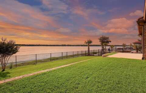 10029 Lakeside Drive, Fort Worth, TX 76179