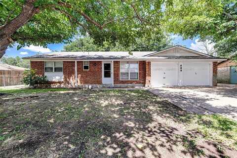 509 Branch Circle W, White Settlement, TX 76108