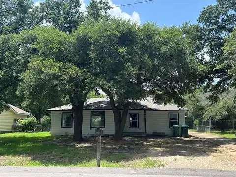 705 S Church Street, Ferris, TX 75125