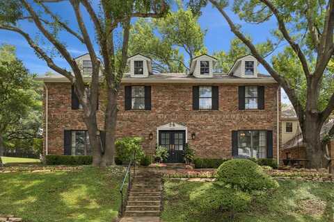 9315 Moss Circle Drive, Dallas, TX 75243