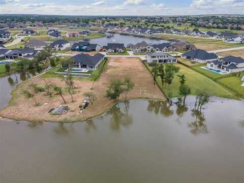 7019 The Resort Boulevard, Fort Worth, TX 76179