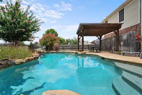 700 Tee Box Court, Mansfield, TX 76063
