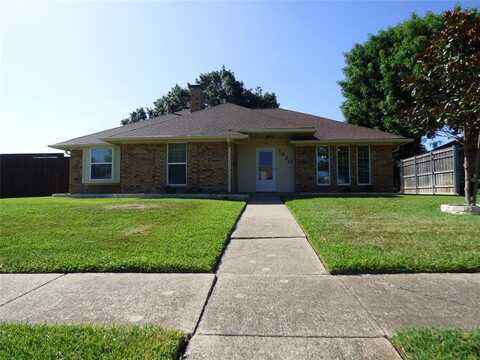 1920 Arbor Creek Drive, Carrollton, TX 75010