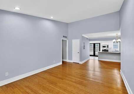 7736 Meadow Road, Dallas, TX 75230