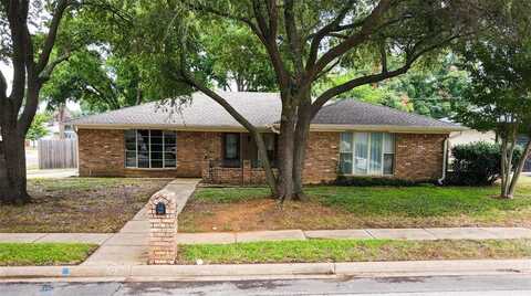 1701 Winchester Way, Bedford, TX 76022