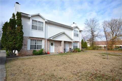 1689-1691 N Saddlehorn AVE, Fayetteville, AR 72703