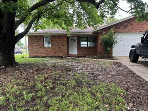 2700 McMillan DR Unit #B, Springdale, AR 72762