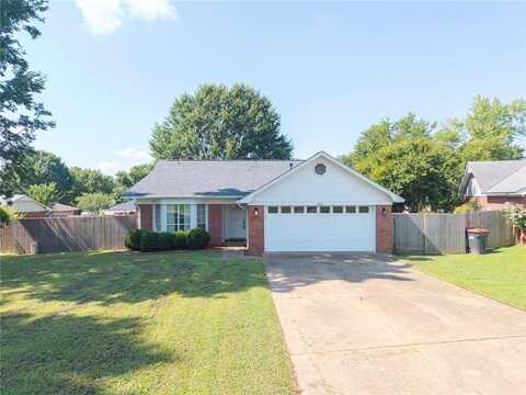2406 Lisa CT, Van Buren, AR 72956