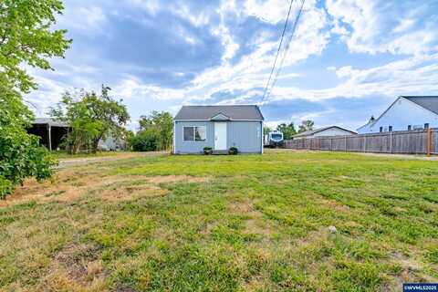 630 Central Av, Lebanon, OR 97355