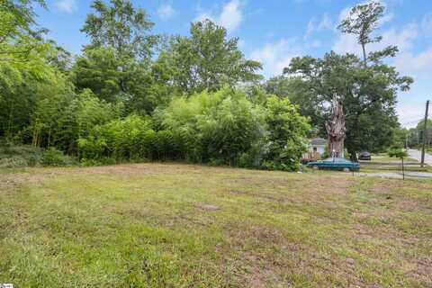105 N Bell Street, Clinton, SC 29325
