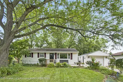 113 S Matthews Street, Mason, MI 48854