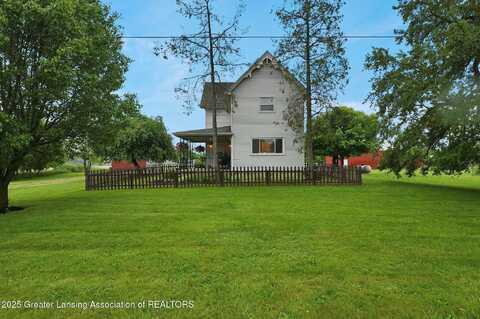 4527 W Hibbard Road, Owosso, MI 48867
