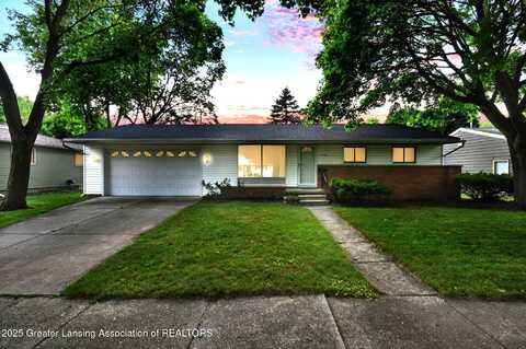 2933 E Lafayette Circle, Lansing, MI 48906
