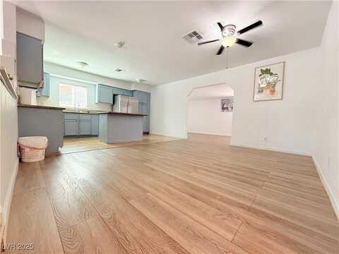 6438 Lori Court, Las Vegas, NV 89103