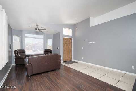 8653 W PARADISE Lane, Peoria, AZ 85382