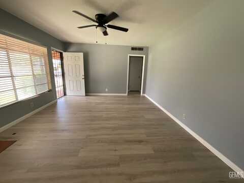 3914 Apache Avenue, Bakersfield, CA 93309