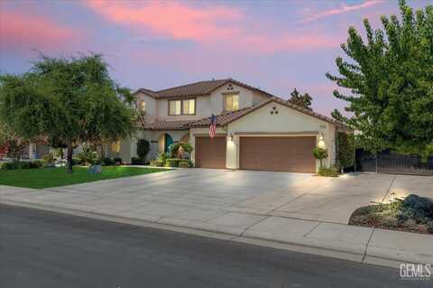 16018 La Strada Court, Bakersfield, CA 93314