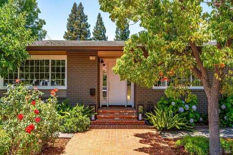 1705 Adele Street, Calistoga, CA 94515