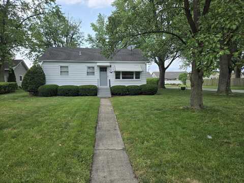 300 Cedar Street, Crown Point, IN 46307