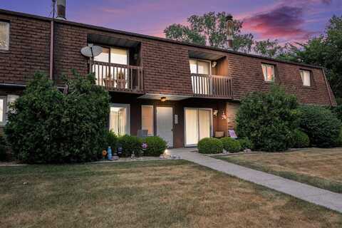1444 Woodview Drive, Crown Point, IN 46307