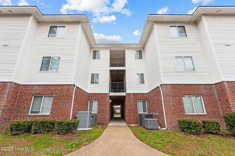 322 Brownlea Drive, Greenville, NC 27858