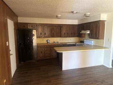 1721 W Walker Street, Denison, TX 75020