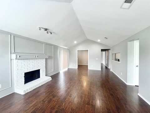 11923 Garden Terrace Drive, Dallas, TX 75243