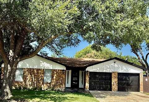 2209 Hardy Road, Grand Prairie, TX 75051