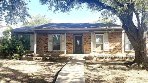 1813 Addington Drive, Carrollton, TX 75007
