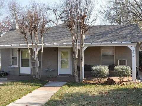 1609 Virginia Place, Fort Worth, TX 76107
