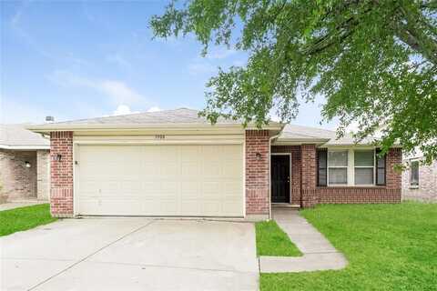 3908 Foxhound Lane, Fort Worth, TX 76123