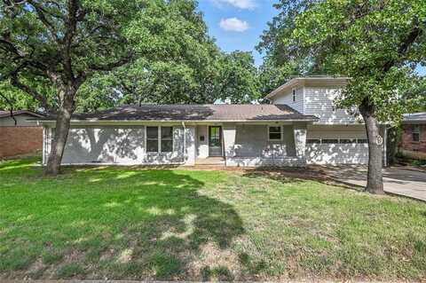 1404 Briarwood Boulevard, Arlington, TX 76013