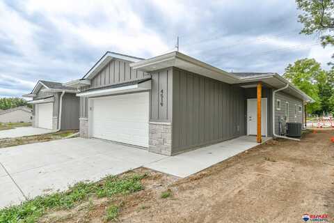 4519 S 57th Street, Lincoln, NE 68516