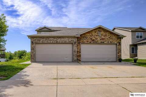 1195 Turtle Creek Road, Lincoln, NE 68521