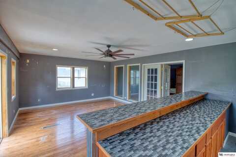 9500 Dawn Drive, Plattsmouth, NE 68048