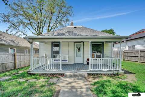 821 S 4Th Street, Eagle, NE 68347