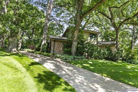 9718 Frederick Street, Omaha, NE 68124